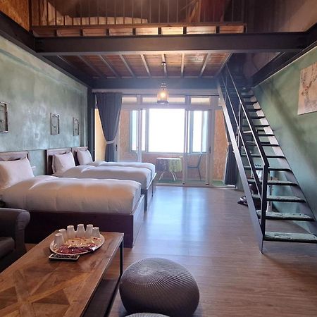 Moose & Squirrel Bed & Breakfast Renai Luaran gambar