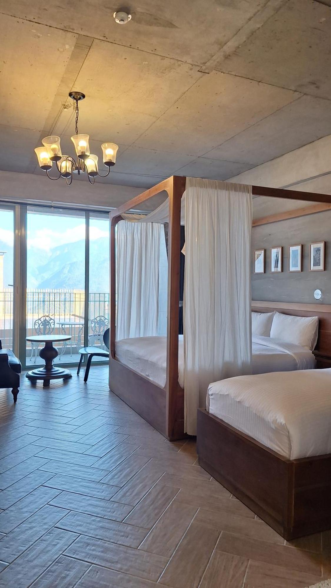 Moose & Squirrel Bed & Breakfast Renai Luaran gambar