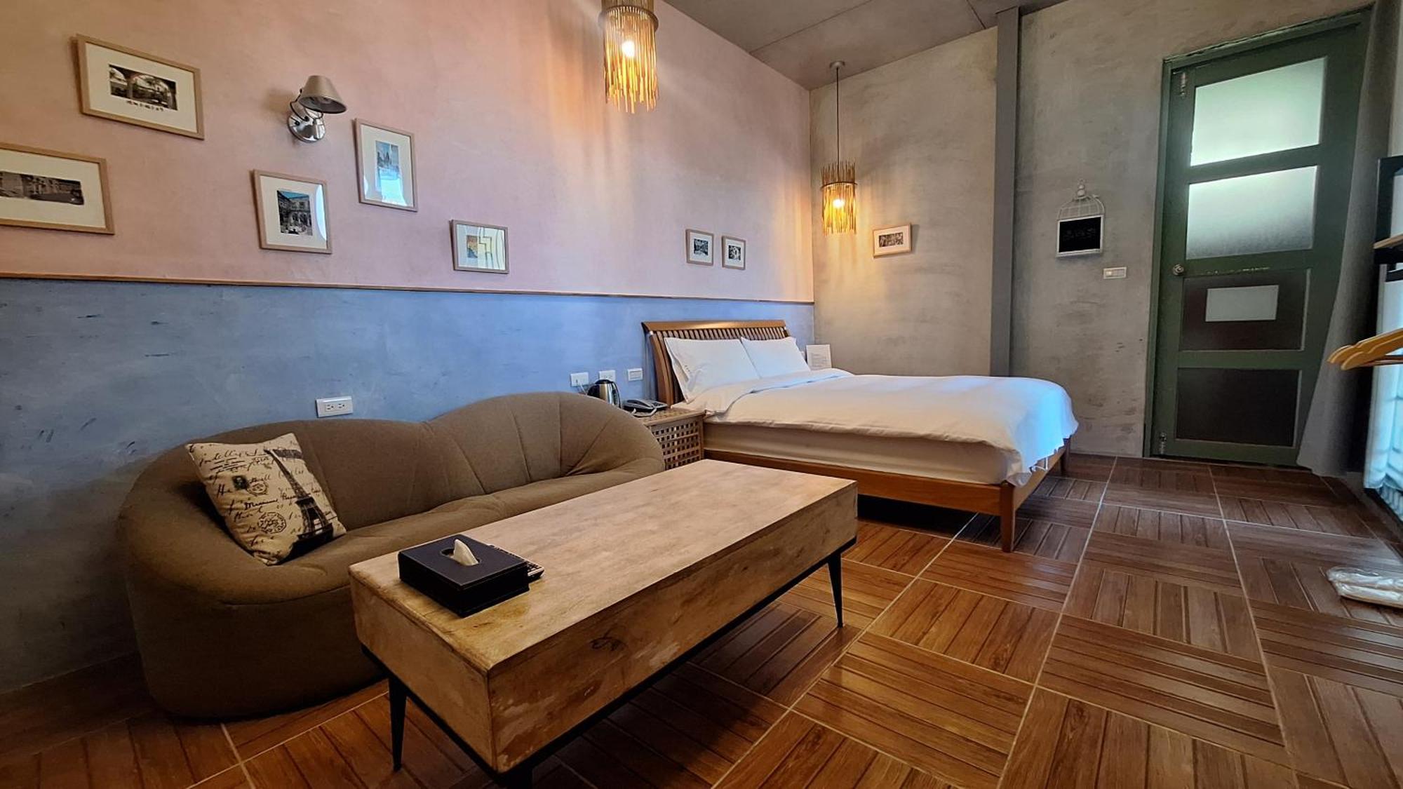 Moose & Squirrel Bed & Breakfast Renai Luaran gambar